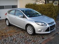 gebraucht Ford Focus Lim.1.6 L - Titanium