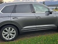 Gebraucht VW Touareg 421 PS (309 kW) 2019 Grau SUV