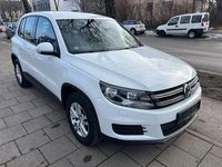 Gebraucht VW Tiguan Trendline 125 PS (91 kW) 2016 Weiß SUV