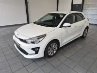 Gebraucht Kia Rio Vision 101 PS (74 kW) 2023 Weiß Limousine