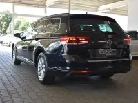 Gebraucht VW Passat Business 150 PS (110 kW) 2023 Schwarz Kombi