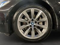 Gebraucht BMW 530e Performance 292 PS (214 kW) 2024 Schwarz Limousine