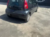 Gebraucht Peugeot 107 68 PS (50 kW) 2008 Schwarz Kleinwagen