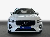 Gebraucht Volvo XC60 Momentum 197 PS (144 kW) 2022 Ice white 614 SUV