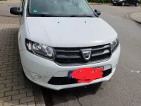 Gebraucht Dacia Sandero 75 PS (55 kW) 2014 Weiß Kleinwagen