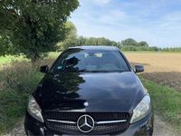 Gebraucht Mercedes A180 108 PS (79 kW) 2016 Schwarz Limousine