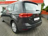 Gebraucht VW Touran Highline 150 PS (110 kW) 2020 Grau Van / Kleinbus