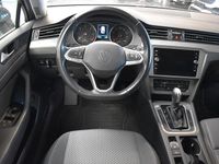 Gebraucht VW Passat 150 PS (110 kW) 2022 Grau Kombi