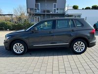 Gebraucht VW Tiguan 150 PS (110 kW) 2022 Grau SUV