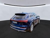 Gebraucht Audi e-tron Sport 369 kW (503 PS) 2022 Blau SUV
