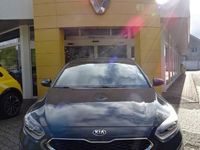 Gebraucht Kia Ceed Spirit 160 PS (117 kW) 2021 Graumetallic (metallic) Kleinwagen