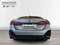 Gebraucht BMW i5 M Sport 442 kW (601 PS) 2025 Bmw individual frozen pure grey Limousine