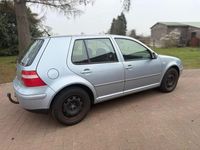 Gebraucht VW Golf IV Basis 116 PS (85 kW) 2003 Silber Kombi