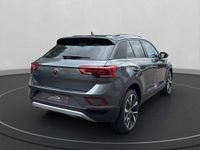 Neu VW T-Roc Style 150 PS (110 kW) 2025 Grau SUV