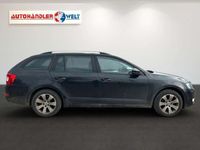 gebraucht Skoda Octavia Kombi 1.6 TDI Elegance Automatik SHZ Nav