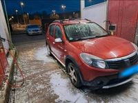 Gebraucht Dacia Sandero Stepway 90 PS (66 kW) 2012 Rot SUV