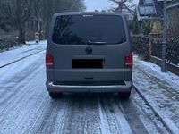 Gebraucht VW T5 140 PS (102 kW) 2011 Grau Van