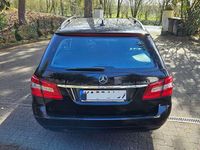 Gebraucht Mercedes E220 Elegance 170 PS (125 kW) 2011 Kombi