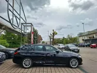 Gebraucht BMW 318 156 PS (114 kW) 2022 Schwarz Kombi
