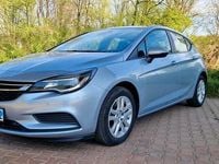 Gebraucht Opel Astra 105 PS (77 kW) 2016 Blau Limousine