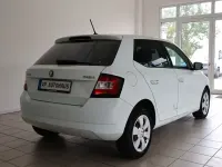 Gebraucht Skoda Fabia Cool Edition 60 PS (44 kW) 2016 Weiß Limousine