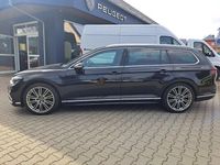 Gebraucht VW Passat Elegance 239 PS (175 kW) 2020 Schwarz Kombi