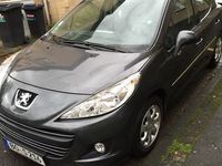 Gebraucht Peugeot 207 125 PS (91 kW) 2010 Schwarz metallic Kleinwagen