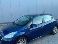 Gebraucht Peugeot 208 70 PS (51 kW) 2012 Blau Kleinwagen
