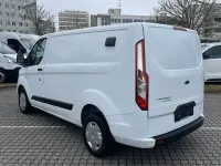 Gebraucht Ford Transit Custom 131 PS (96 kW) 2022 Weiß Van / Kleinbus