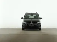 Gebraucht Mercedes T180 Progressive 116 PS (85 kW) 2025 Schwarz Van / Kleinbus