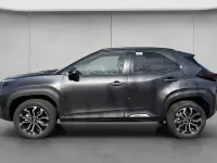 Neu Toyota Yaris Cross 130 PS (95 kW) 2026 Grau SUV