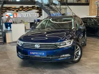 Gebraucht VW Passat 150 PS (110 kW) 2018 Blau Kombi