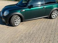 Usata Mini Cooper D 110 CV (80 kW) 2007 Verde Utilitaria