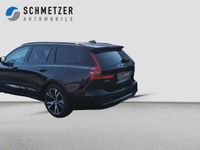 Gebraucht Volvo V60 145 PS (106 kW) 2024 Kombi