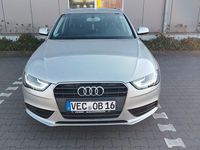 Gebraucht Audi A4 Ambiente 143 PS (105 kW) 2012 Beige Limousine