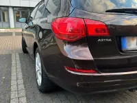 Gebraucht Opel Astra Sport 106 PS (77 kW) 2012 Braun Kombi