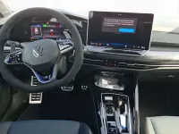 Neu VW Golf VIII R 333 PS (244 kW) 2026 Lapiz blue metallic Kombi