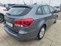 Gebraucht Chevrolet Cruze LT 131 PS (96 kW) 2012 Grau Kombi
