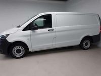 Gebraucht Mercedes Vito 114 PS (83 kW) 2017 Arktikweiss Van