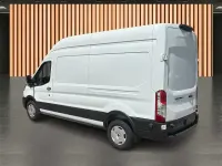 Gebraucht Ford Transit Trend 131 PS (96 kW) 2025 Weiß Limousine