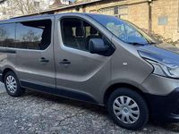 Second-hand Renault Trafic Expression 121 CP (88 kW) 2019 Stone Monovolum