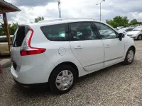 Gebraucht Renault Scénic III Bose Edition 132 PS (97 kW) 2014 Weiß Van / Kleinbus