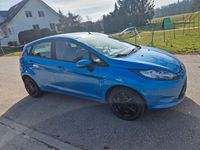Używany Ford Fiesta Trend 82 KM (60 kW) 2011 Niebieski Hatchback
