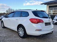 Gebraucht Opel Astra 165 PS (121 kW) 2015 Weiß Kombi