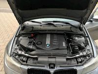 Gebraucht BMW 330 M Sport 245 PS (180 kW) 2012 Grau Kombi
