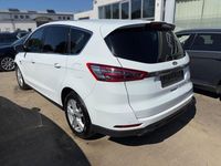 Gebraucht Ford S-MAX Titanium 190 PS (139 kW) 2019 Weiß Van / Kleinbus