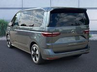 Gebraucht VW Multivan Life 150 PS (110 kW) 2025 Grau Van