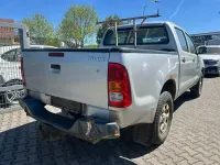 Gebraucht Toyota HiLux Life 144 PS (105 kW) 2010 Silber Pickup