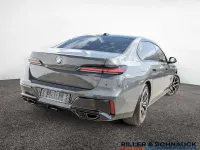 Gebraucht BMW 740 M Sport 286 PS (210 kW) 2024 Grau Limousine
