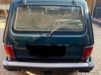 Gebraucht Lada niva 85 PS (62 kW) 2009 Grün SUV